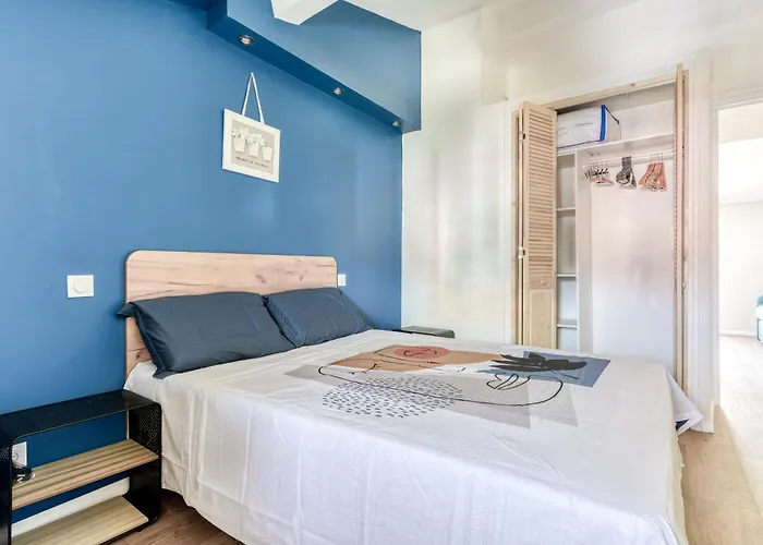 Cote Palais 2 Avec Netflix - Fibre - Proche Cite Apartment *